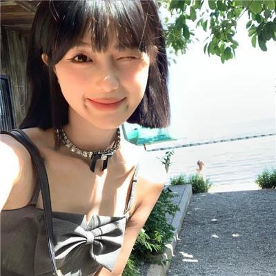 我现在只想一个人静静